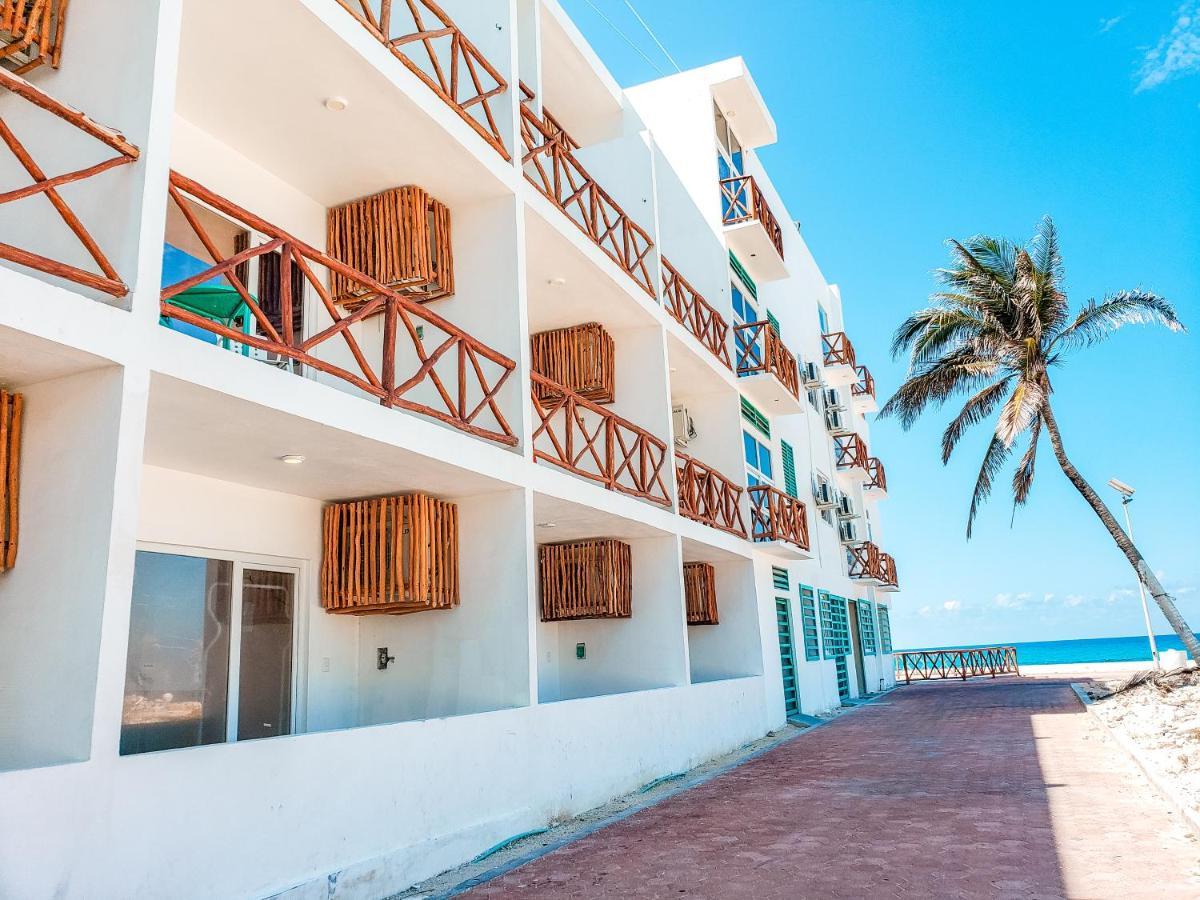 Esduma La Perla Hotel Isla Mujeres Exterior foto